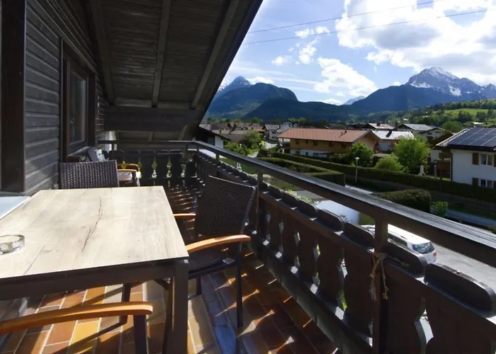 Wettersteinpanorama -561- Mittenwald